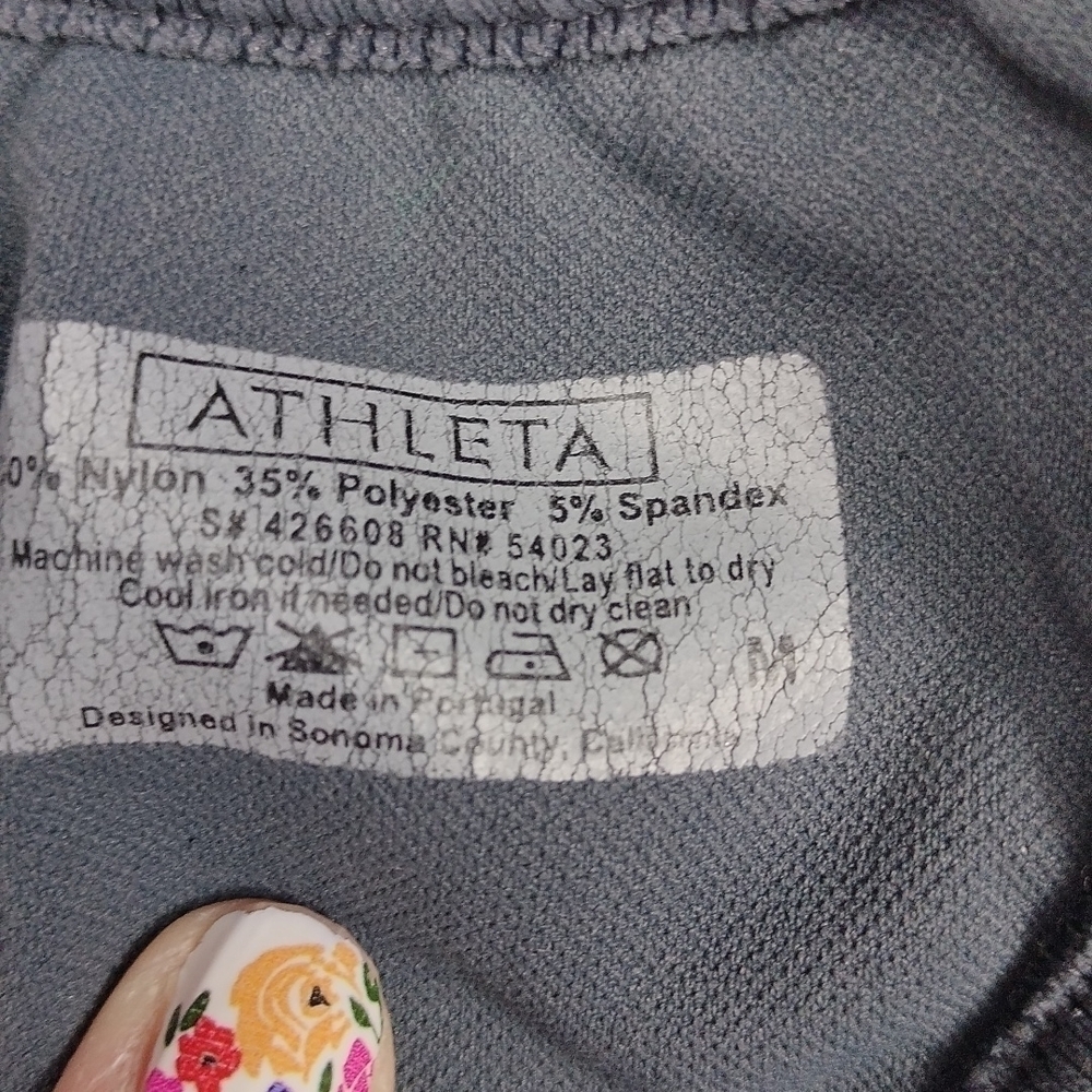 Athleta women's medium athletic top - Picture 4 of 10